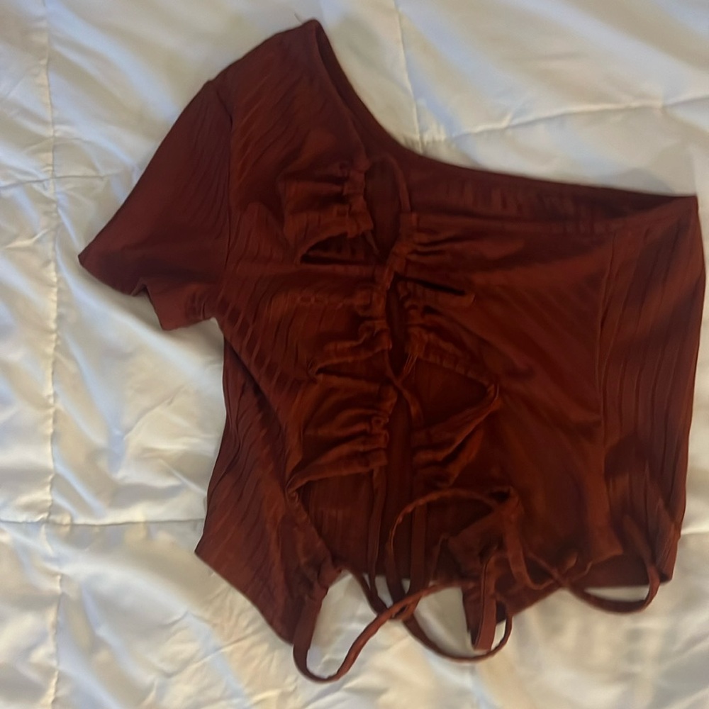 Off the sleeve Crops Top